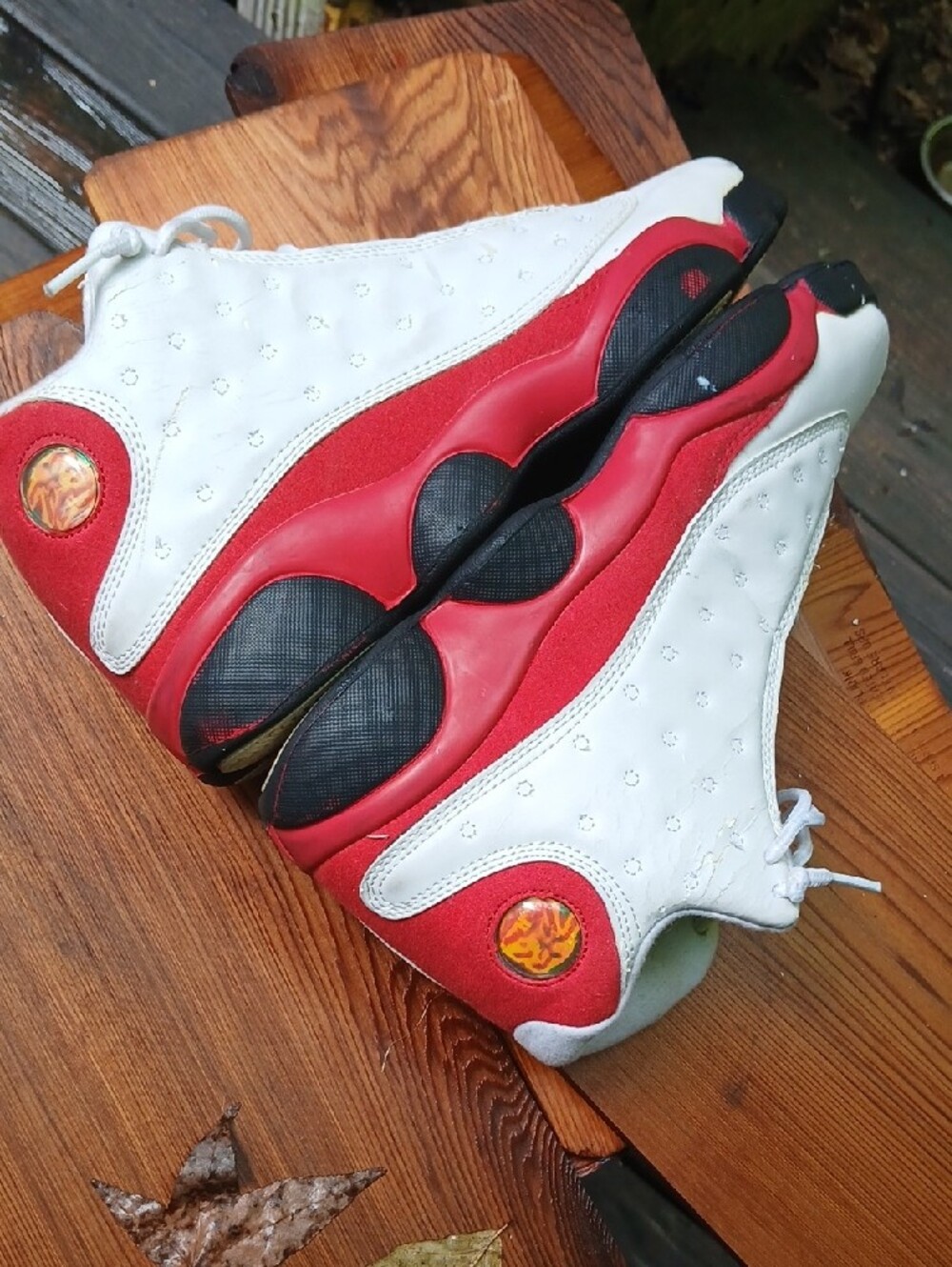 Jordan White Red Black Retro High-Top Sneakers,sz9.5 - Picture 3 of 9